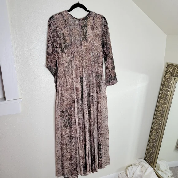 Vintage Maxi Dress - Picture 9 of 11